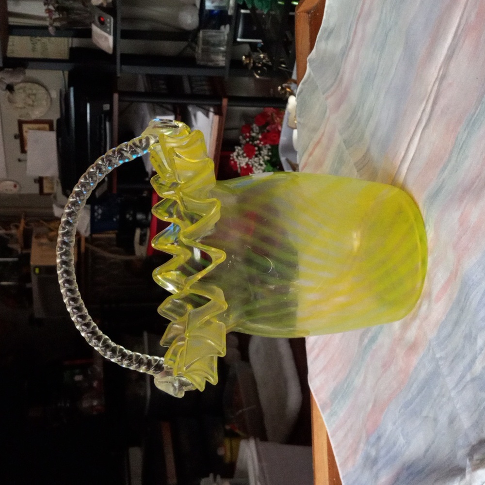 Vintage Italian Yellow Art Glass Basket.